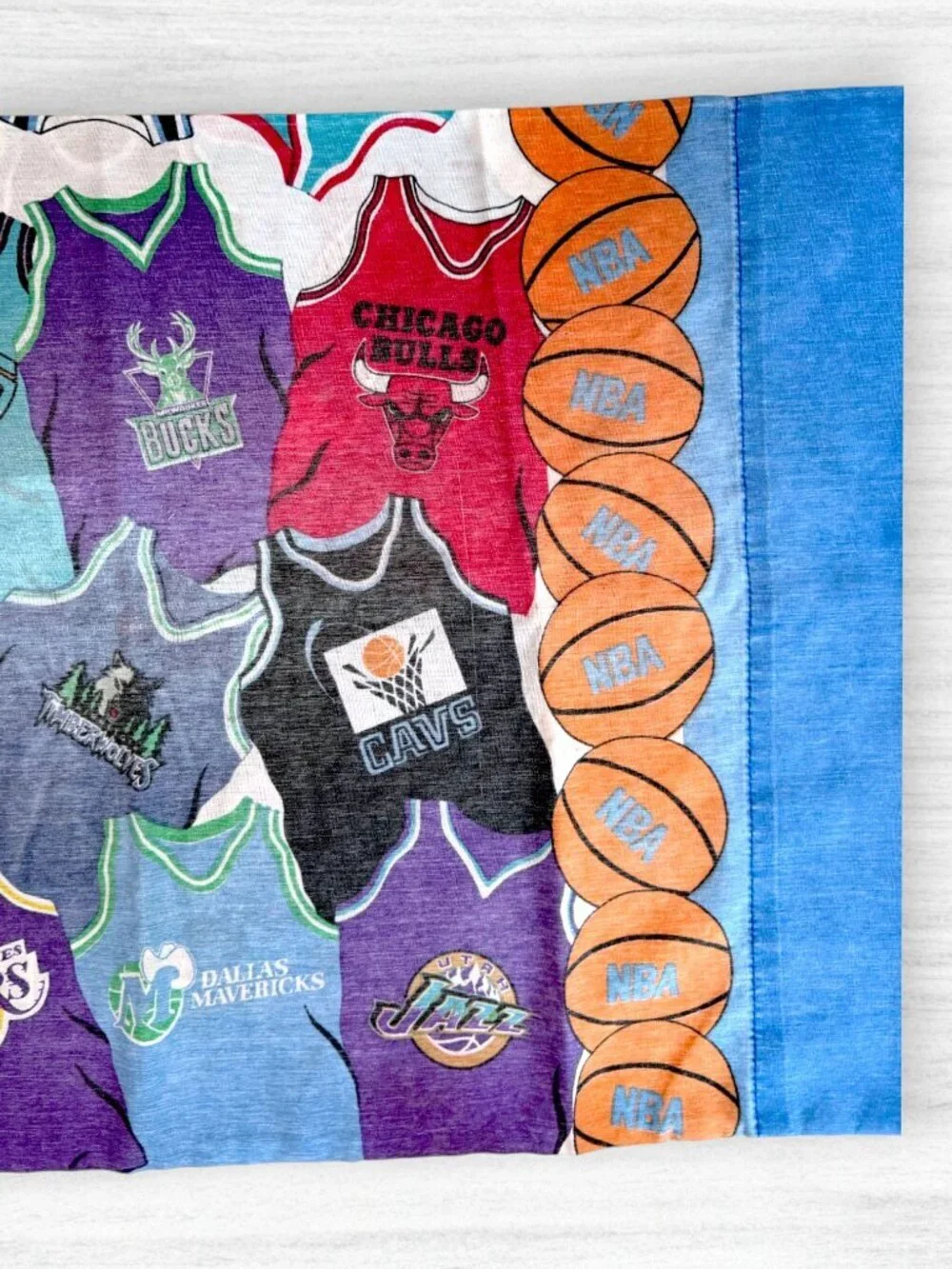 Vintage NBA Teams Pillowcase Retro Grizzlies Bulls Lakers Basketball Bedding